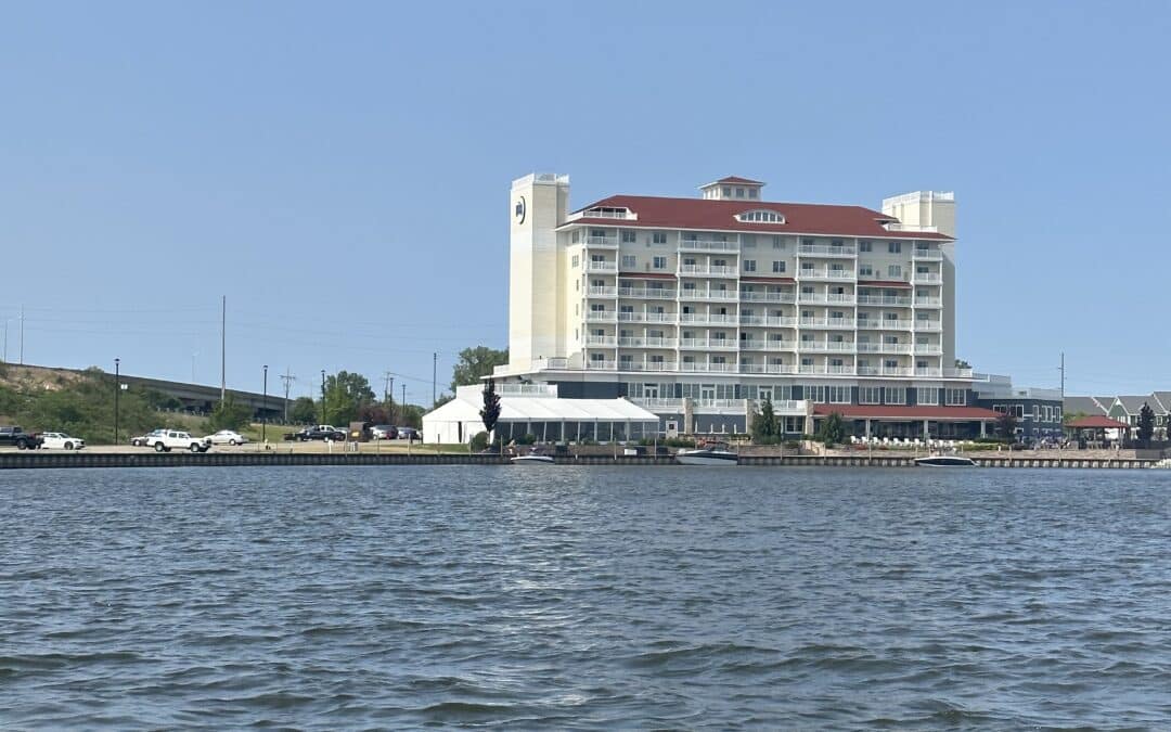 Dreaming of a Beach Wedding? Here’s How to Plan It Near The Inn at Harbor Shores